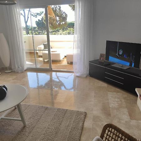Center Beach 2 Beds Appartement Elviria Marbella Eksteriør billede