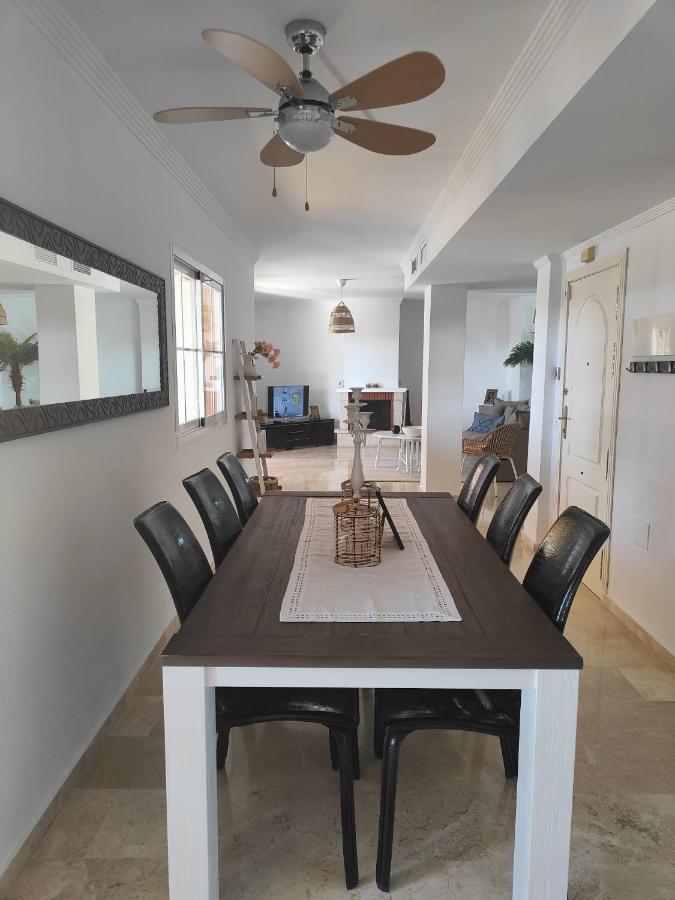 Center Beach 2 Beds Appartement Elviria Marbella Eksteriør billede
