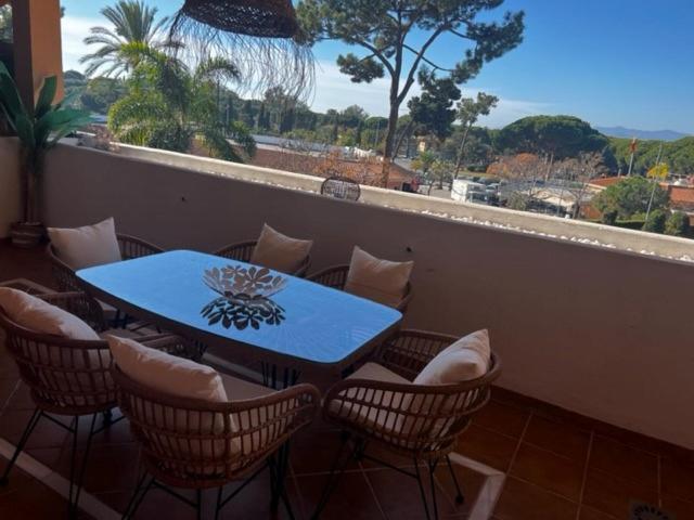 Center Beach 2 Beds Appartement Elviria Marbella Eksteriør billede
