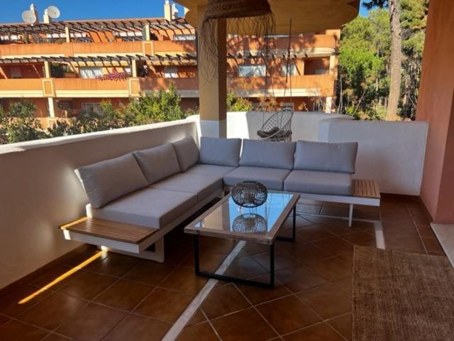 Center Beach 2 Beds Appartement Elviria Marbella Eksteriør billede